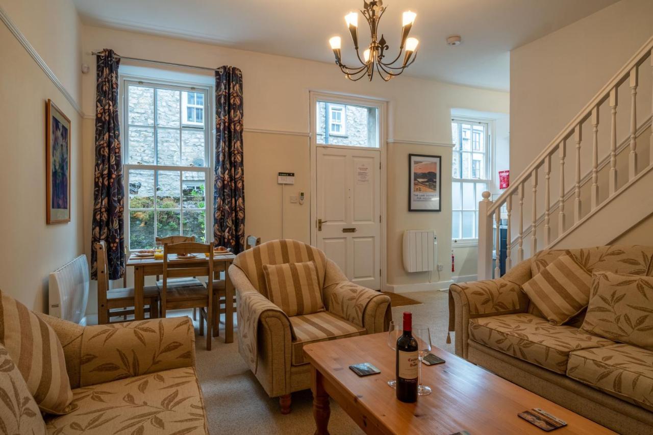 Kent Cottage - Town Centre, With Parking Kendal Esterno foto