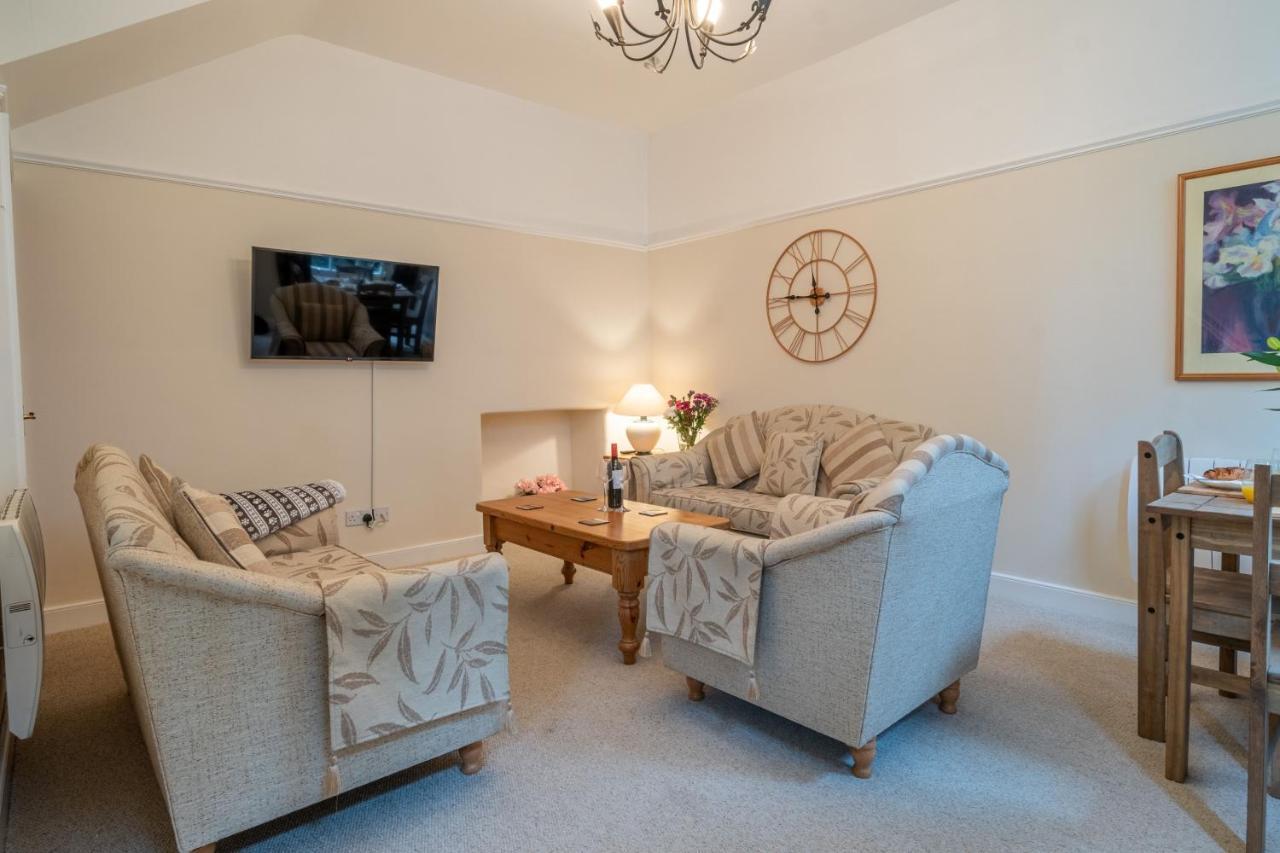 Kent Cottage - Town Centre, With Parking Kendal Esterno foto