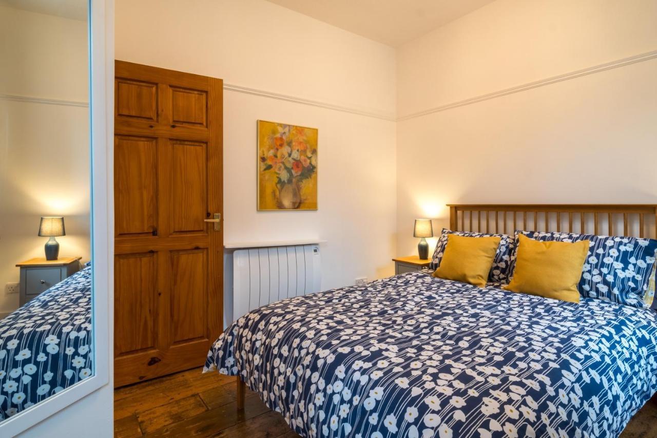 Kent Cottage - Town Centre, With Parking Kendal Esterno foto