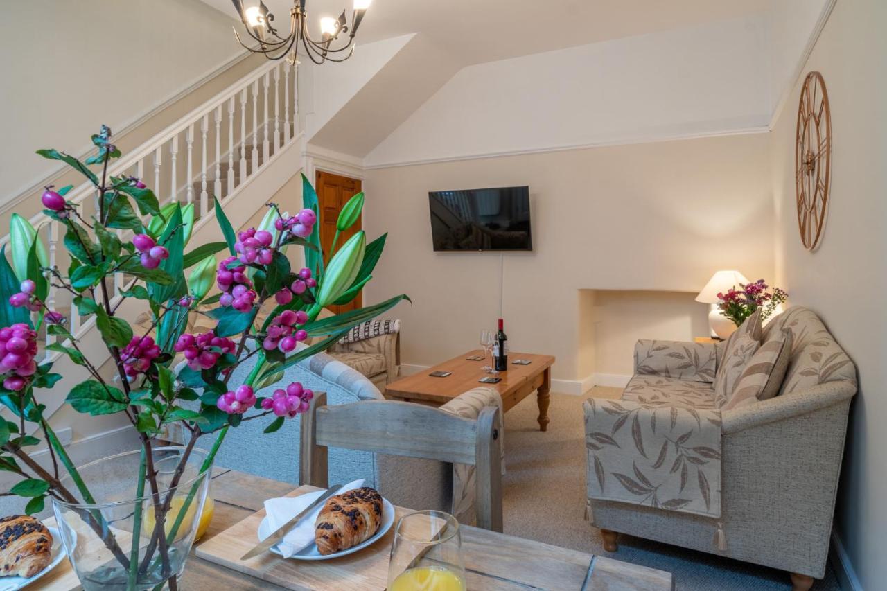 Kent Cottage - Town Centre, With Parking Kendal Esterno foto
