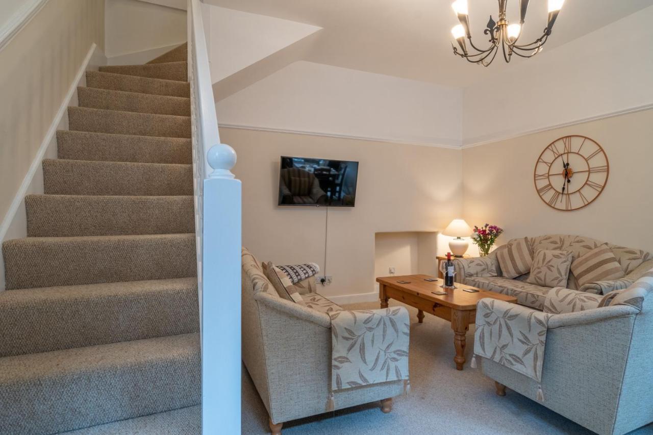 Kent Cottage - Town Centre, With Parking Kendal Esterno foto